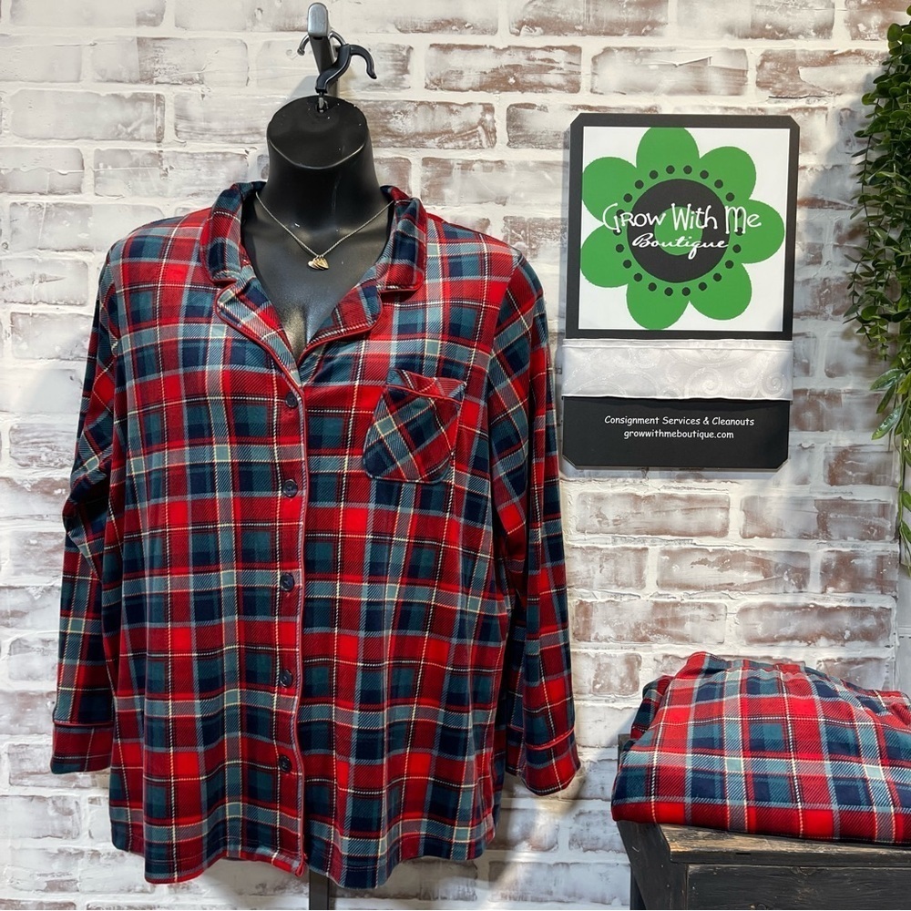 Secret Treasures Red and Blue Plaid Pajama Set